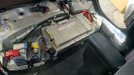 写真:バッテリー収納場所